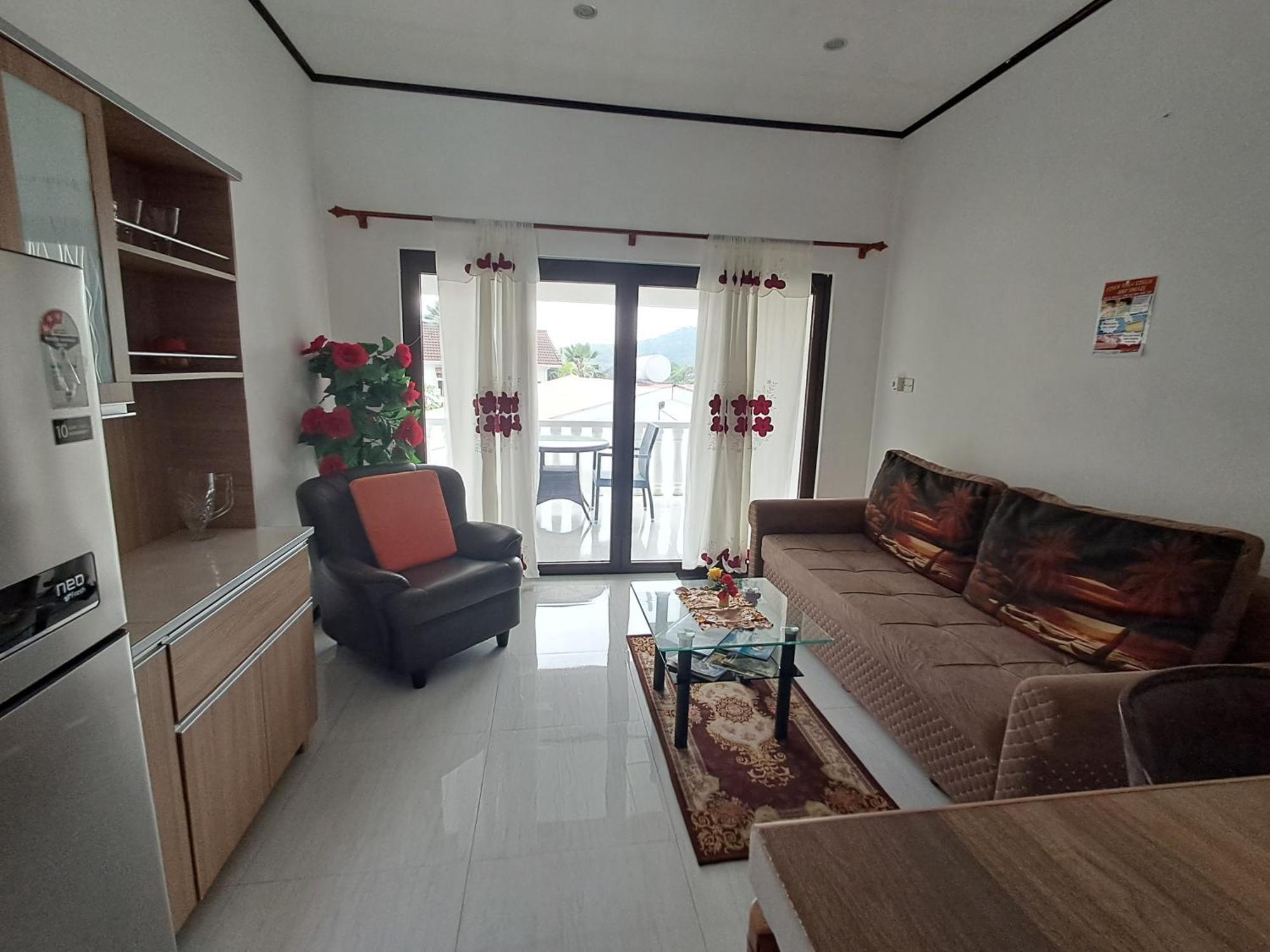 Gigi'S Self Catering Apartment Port Glaud Exterior photo
